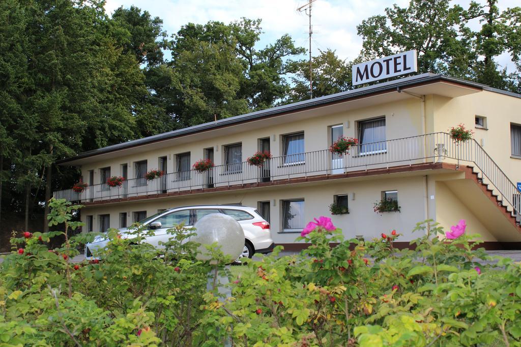 Hotel Drive In Motel Concept Capellen Esterno foto